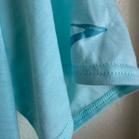 BROOKS ACTIVE TOP - Picture 8 of 11